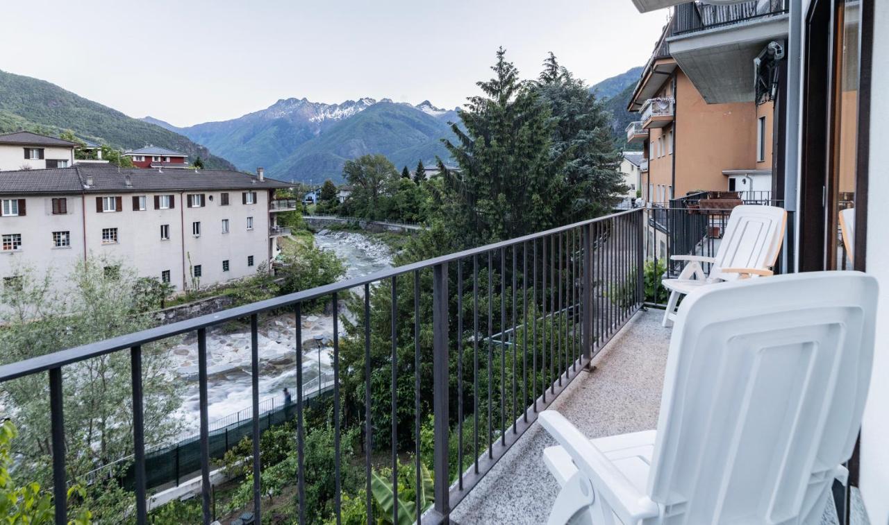 La Casa Sul Fiume Lejlighedshotel Chiavenna Eksteriør billede